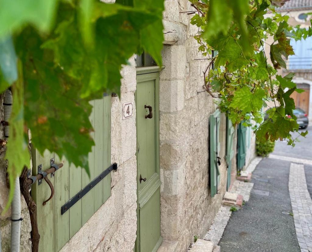 Le Coucou Montcuq Bed & Breakfast Exterior photo